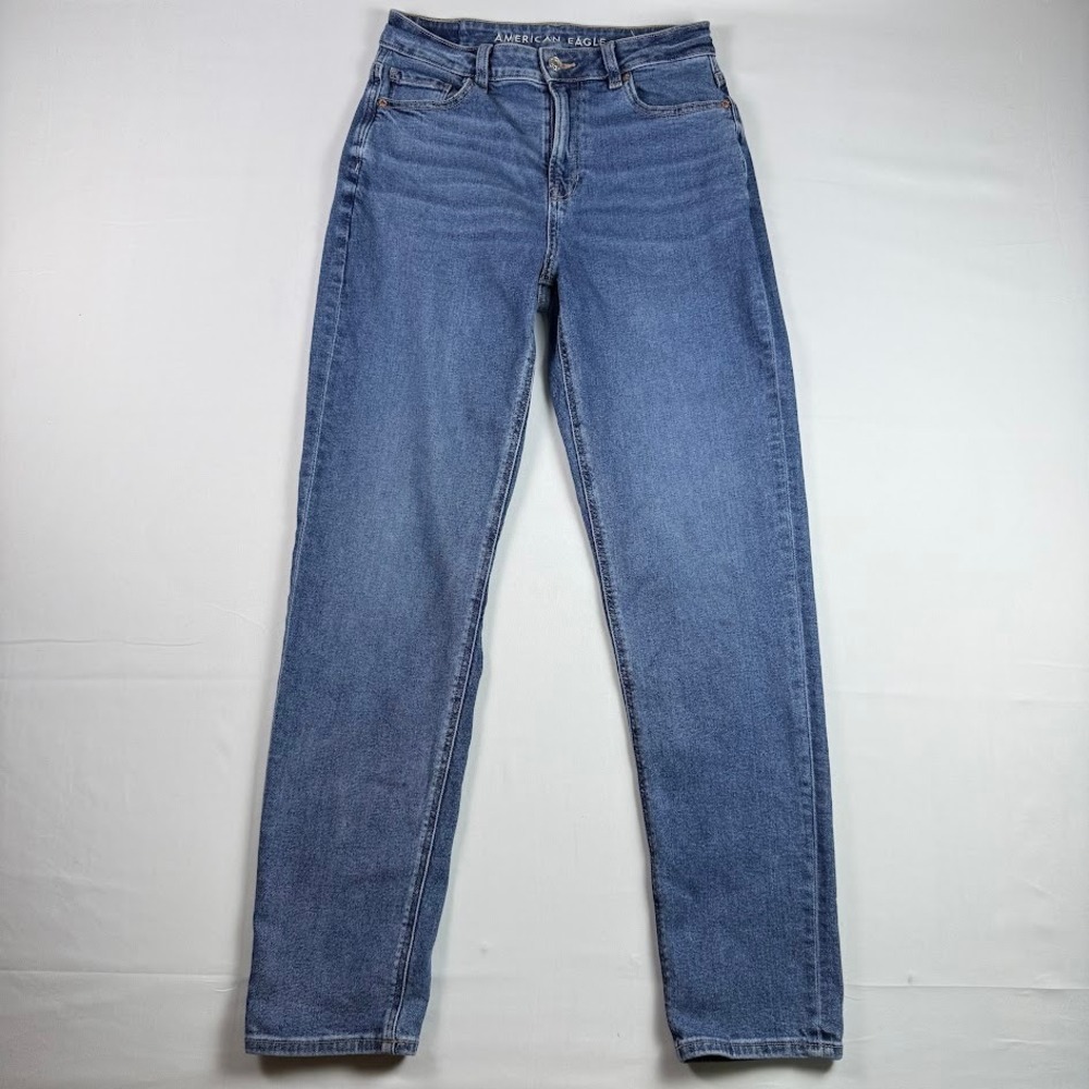 American Eagle Mom Jeans Womens 4 Long Medium Wash High Rise Tapered Stretch
